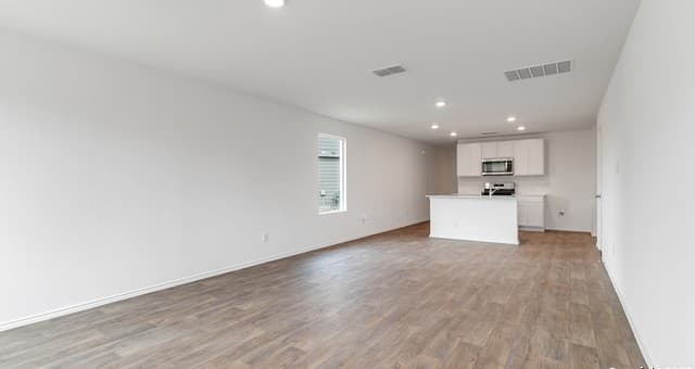 15410  Lemon Pepper Creek, Von Ormy, TX 78073 — photo 10