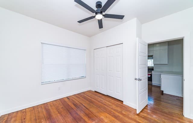 930 W Ridgewood Ct, San Antonio, TX 78201 — photo 12