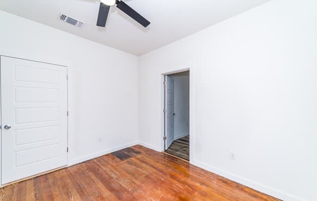 930 W Ridgewood Ct, San Antonio, TX 78201 — photo 14