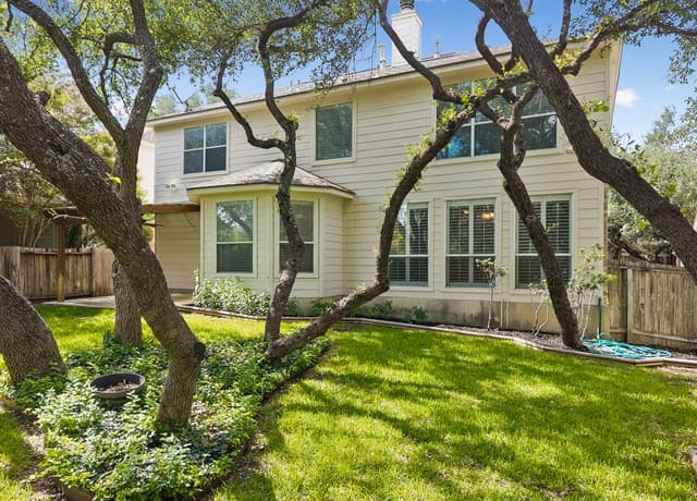6318  Jade Gln, San Antonio, TX 78249 — photo 2