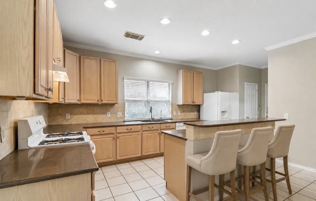 6318  Jade Gln, San Antonio, TX 78249 — photo 20