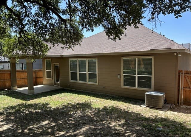 11225  Hill Top Bend, Helotes, TX 78023 — photo 25