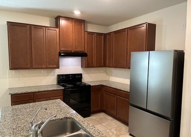 11225  Hill Top Bend, Helotes, TX 78023 — photo 7