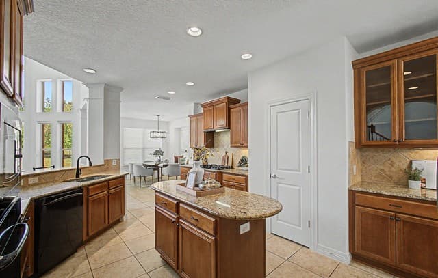 12930  Walking Horse, Helotes, TX 78023 — photo 20