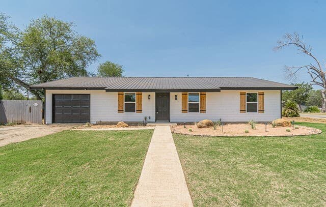1215 Olive
