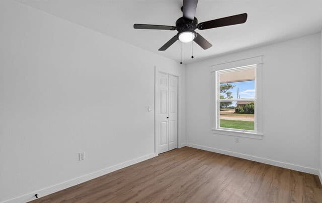1215  Olive, Jourdanton, TX 78026 — photo 13