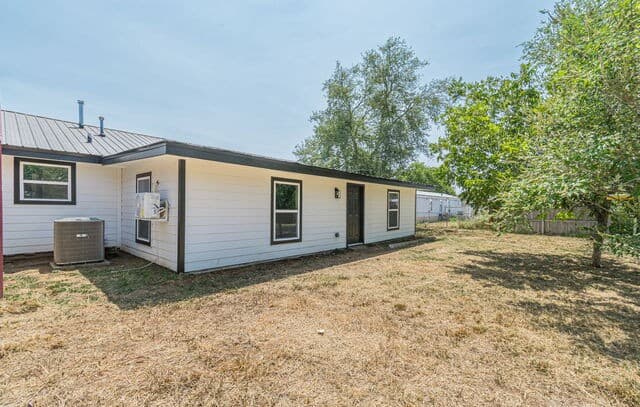 1215  Olive, Jourdanton, TX 78026 — photo 22