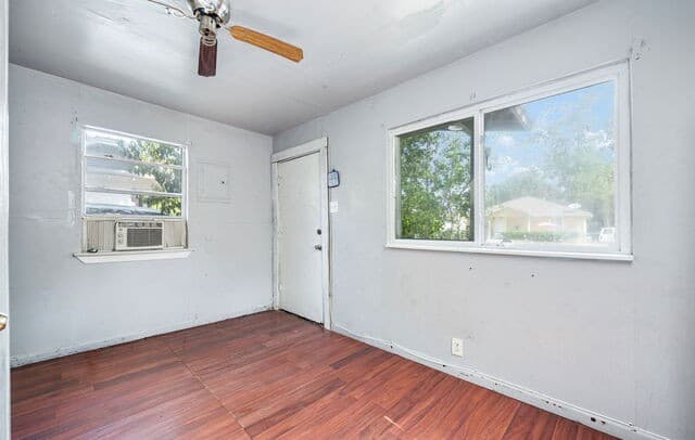 2912  Vera Cruz, San Antonio, TX 78207 — photo 3