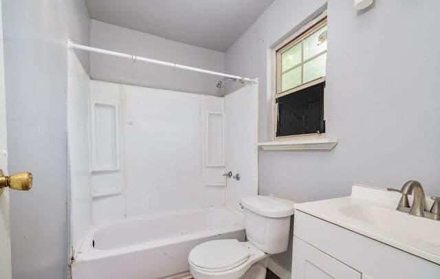 2912  Vera Cruz, San Antonio, TX 78207 — photo 5