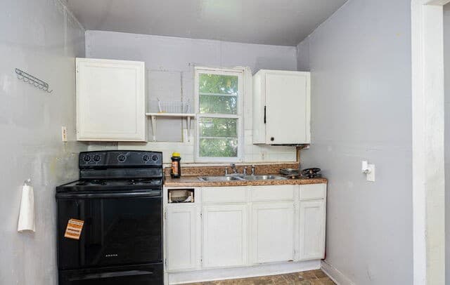 2912  Vera Cruz, San Antonio, TX 78207 — photo 8