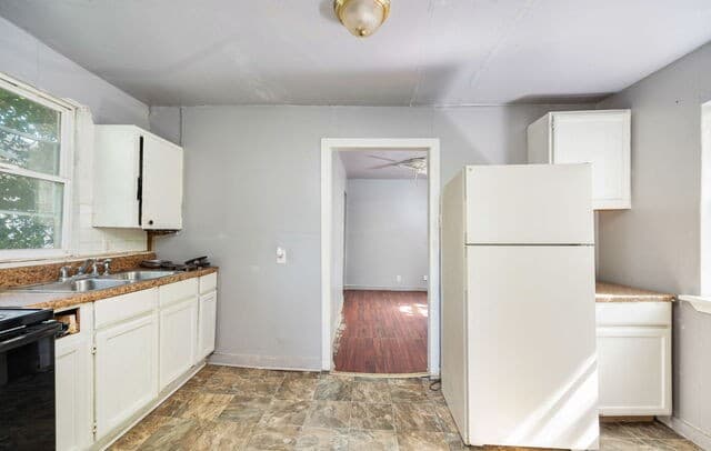 2912  Vera Cruz, San Antonio, TX 78207 — photo 9