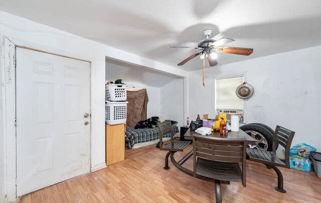 343  Alice Fay Ave, San Antonio, TX 78237 — photo 2