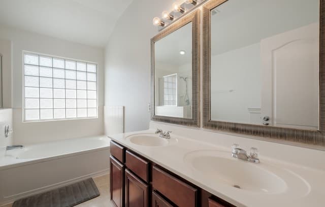 25511  Echo Spgs, San Antonio, TX 78260 — photo 13