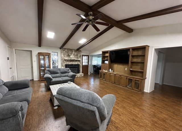325  McCaughan Rd, Poteet, TX 78065 — photo 3