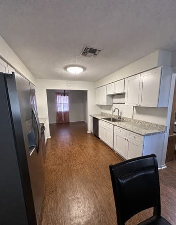 325  McCaughan Rd, Poteet, TX 78065 — photo 9