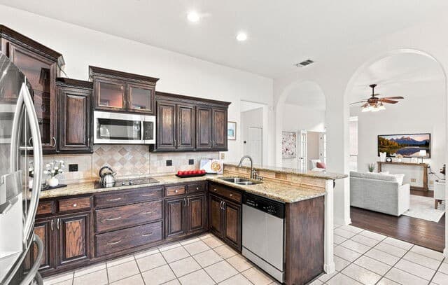 11106  Auburn Woods, San Antonio, TX 78249 — photo 14