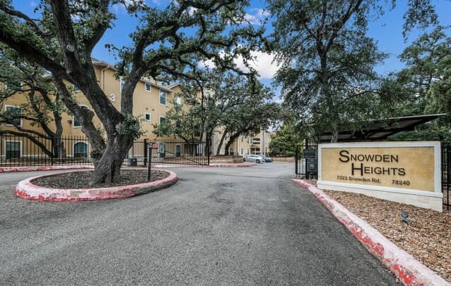 7323  Snowden Rd Unit 3201