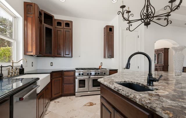 497 N Thunder Creek Rd, Utopia, TX 78884 — photo 11