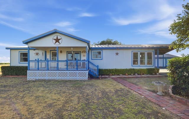 775  Warncke Rd, La Vernia, TX 78121 — photo 8