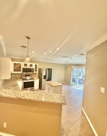 9010  Veranda Court, San Antonio, TX 78250 — photo 5