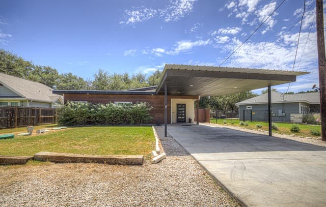 1630  Canyon Edge