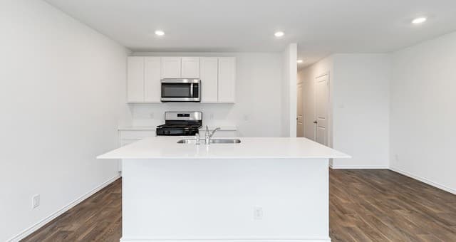 2122  Giant Cactus, San Antonio, TX 78221 — photo 8
