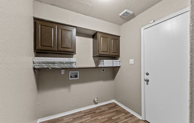 12122  Chi Chis Cv, San Antonio, TX 78221 — photo 6