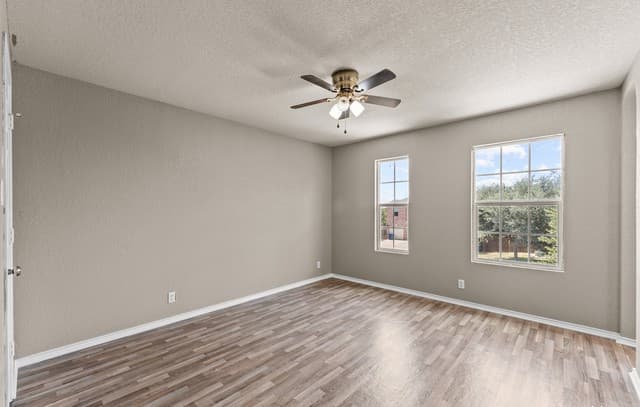 12122  Chi Chis Cv, San Antonio, TX 78221 — photo 8