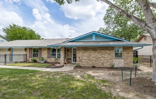 6034  Royal Pt