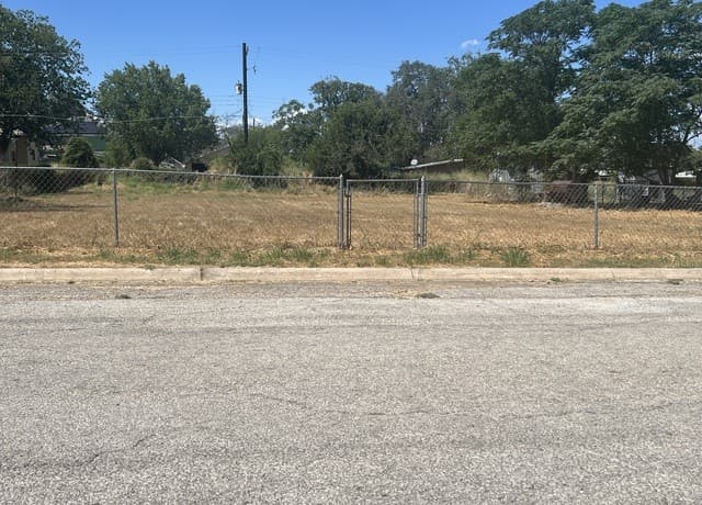 409  Ave D, Poteet, TX 78065 — photo 3