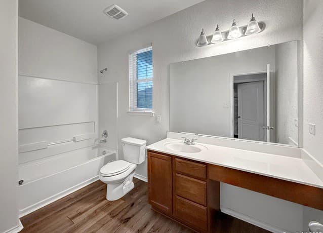 6503  Wind Trce, San Antonio, TX 78239 — photo 8