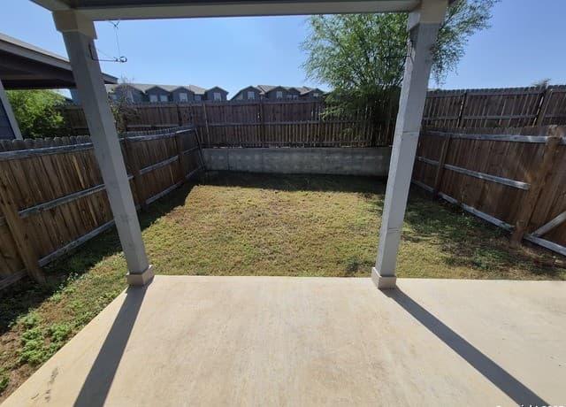 6414 Luglio Ln, San Antonio, TX 78233 — photo 2