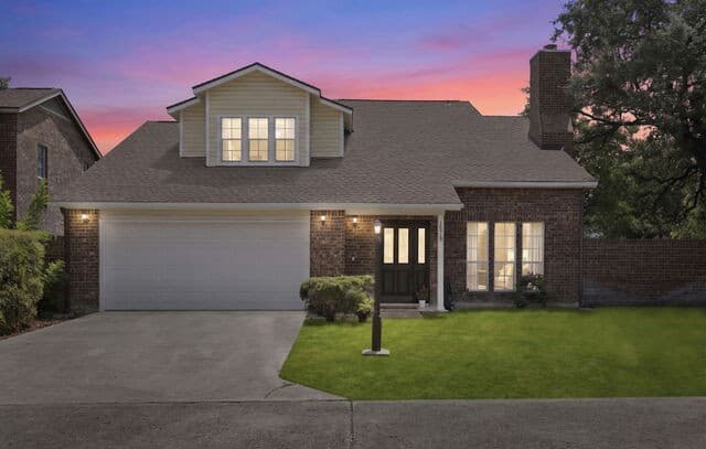 16715 Henderson Pass