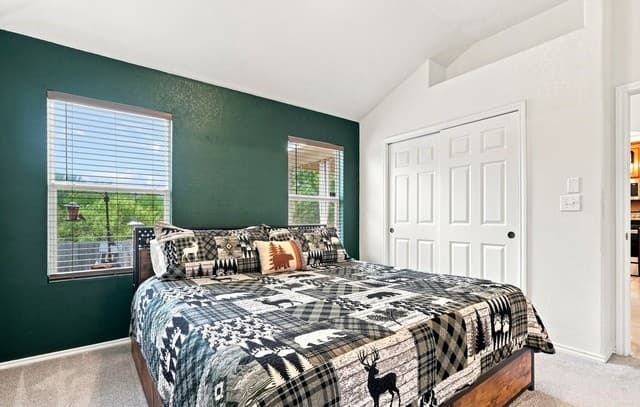 2515  Sunset Bnd, San Antonio, TX 78244 — photo 11