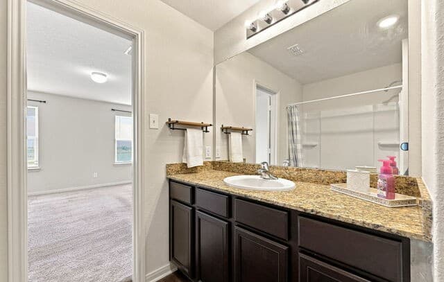 15250  Snug Harbor Way, Von Ormy, TX 78073 — photo 15