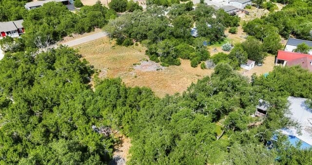 1007  Deer Run Pass, Canyon Lake, TX 78133 — photo 25