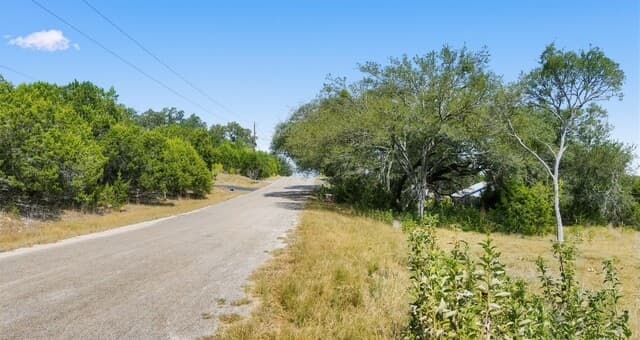 1007  Deer Run Pass, Canyon Lake, TX 78133 — photo 5