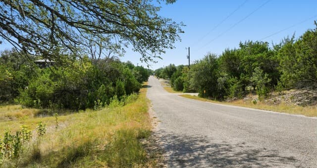 1007  Deer Run Pass, Canyon Lake, TX 78133 — photo 6