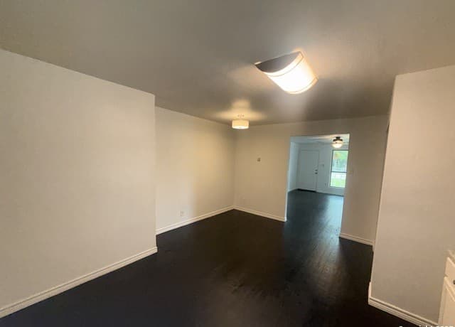 219  Mohawk St, San Antonio, TX 78211 — photo 10