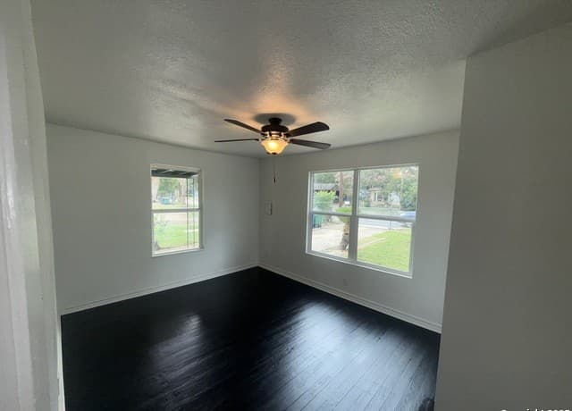 219  Mohawk St, San Antonio, TX 78211 — photo 15