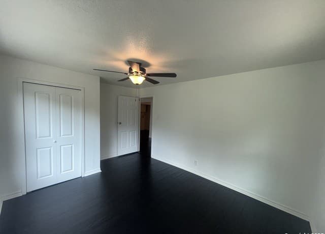 219  Mohawk St, San Antonio, TX 78211 — photo 16
