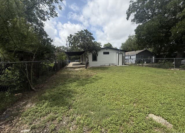219  Mohawk St, San Antonio, TX 78211 — photo 20