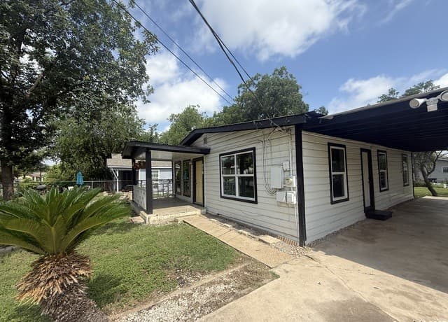 219  Mohawk St, San Antonio, TX 78211 — photo 4