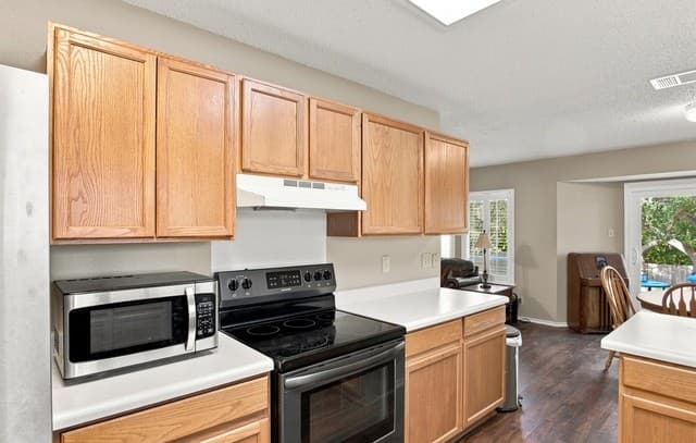18635  Creekside Pass, San Antonio, TX 78259 — photo 12