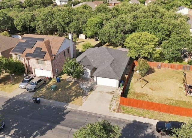 18635  Creekside Pass, San Antonio, TX 78259 — photo 2
