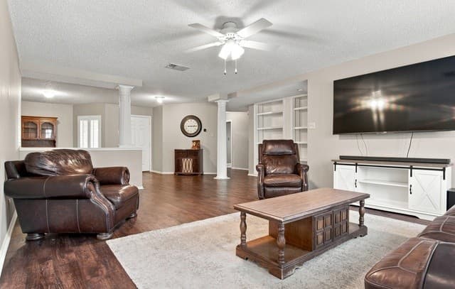 18635  Creekside Pass, San Antonio, TX 78259 — photo 7