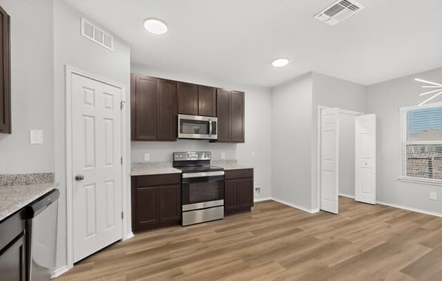 7428  Capstone Rdg, San Antonio, TX 78244 — photo 11