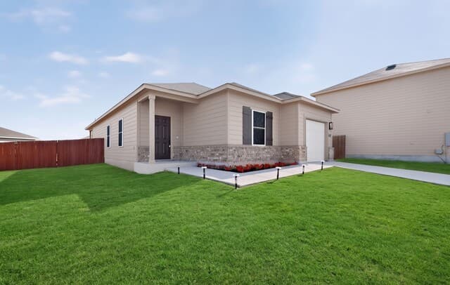 7428  Capstone Rdg, San Antonio, TX 78244 — photo 3