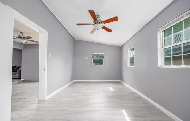 4402  Bright Sun St, San Antonio, TX 78217 — photo 16
