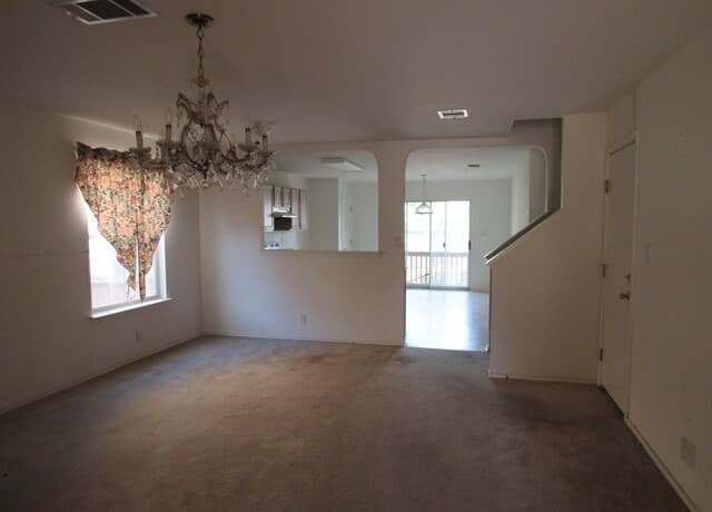 223  Bridle Rdg, San Antonio, TX 78227 — photo 3